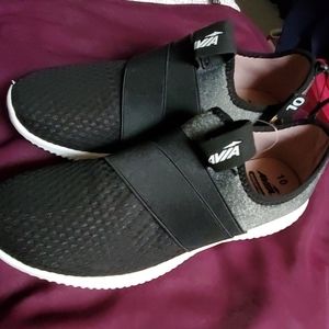 Avia sneakers